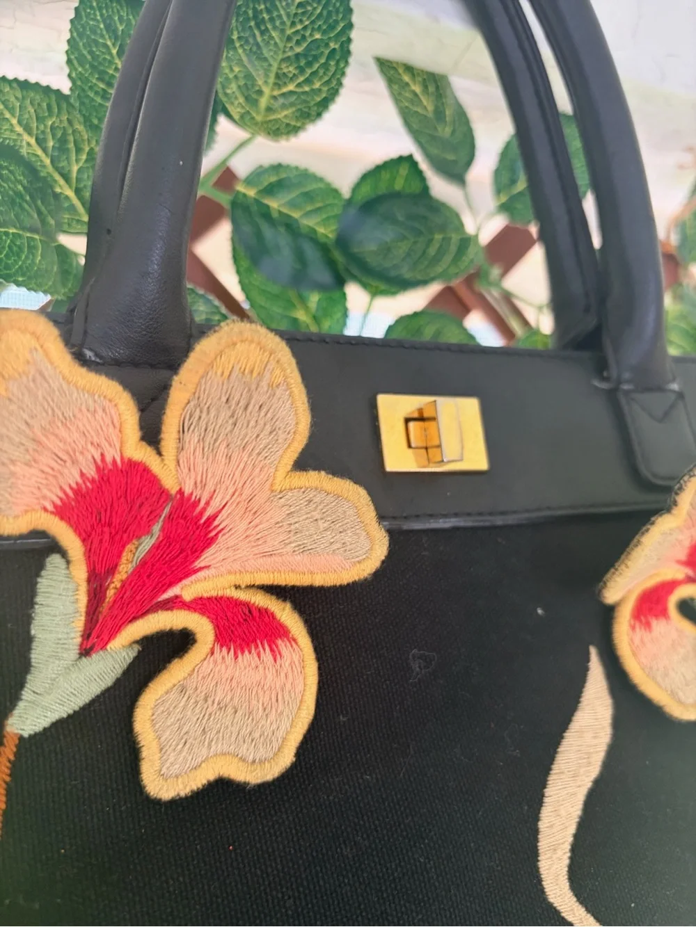 Vintage Lulu Guinness Black Embroidered Floral Handbag Canvas Art Nouveau Purse